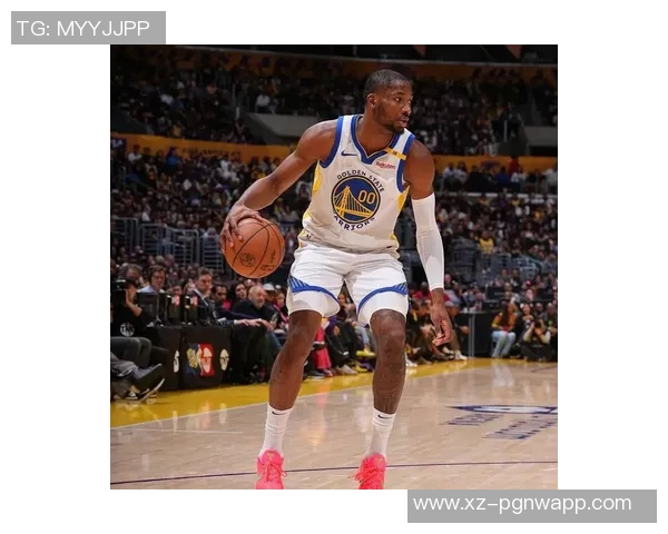 勇士半场苦战落后雄鹿仅2分库明加高效砍下16分4篮板表现抢眼 勇士半场苦战落后雄鹿仅2分库明加高效砍下16分4篮板表现抢眼