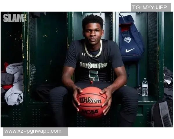 爱德华兹荣膺SLAM杂志封面人物再创辉煌第三次当选引发热议 爱德华兹荣膺SLAM杂志封面人物再创辉煌第三次当选引发热议