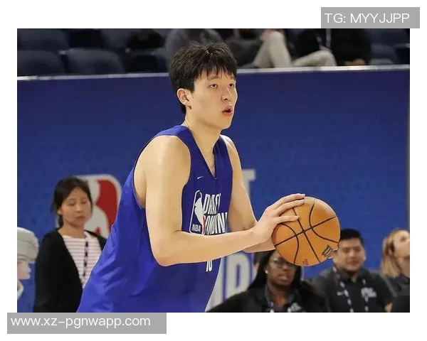 杨瀚森连续三场未能上场比赛仍在替补席上等待机会 杨瀚森连续三场未能上场比赛仍在替补席上等待机会