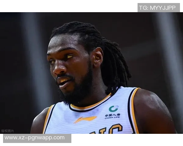 半兽人法里埃德正式签约台钢猎鹰队开启新征程