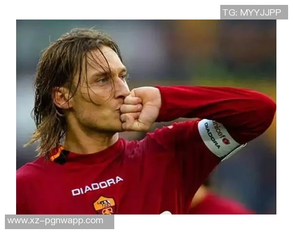 托蒂与女友迁入新居紧邻罗马主场告别270平米旧公寓 托蒂与女友迁入新居紧邻罗马主场告别270平米旧公寓